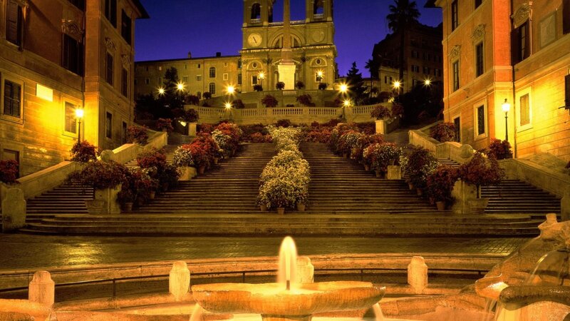Trevi Fountain at Night — Yellow