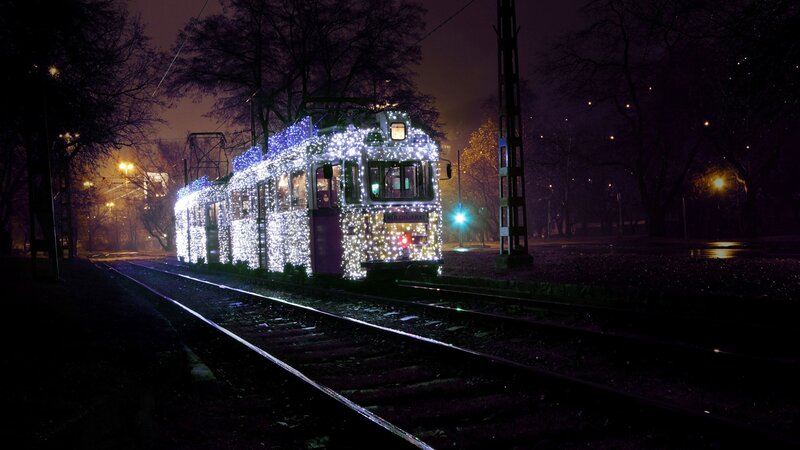 Trolley Car with Lights