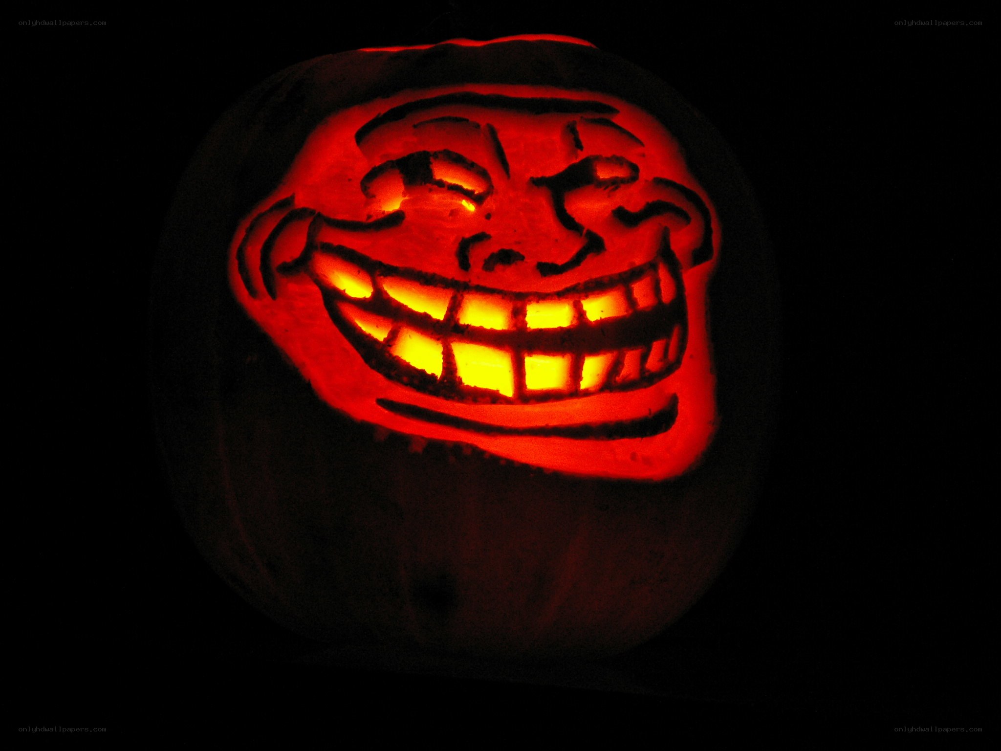 Trollface pumpkin carving