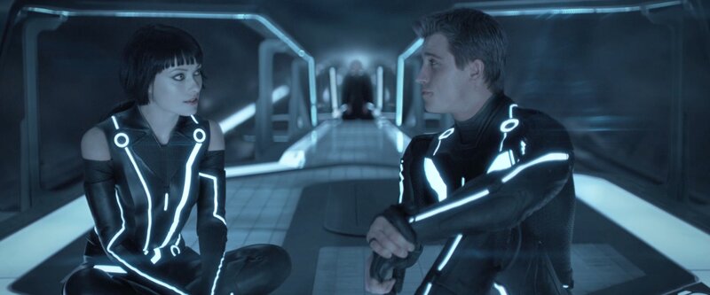 Tron: Legacy characters in corridor