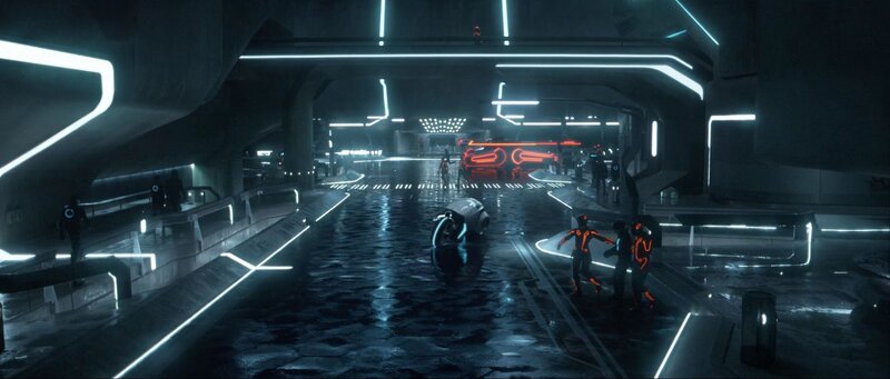 Tron Light Cycles in Corridor