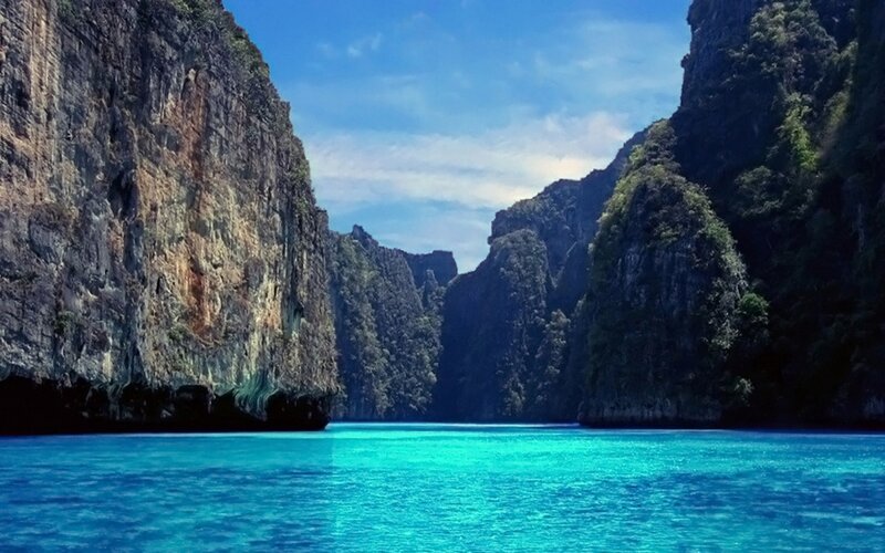 Tropical Bay with Cliffs — Blue