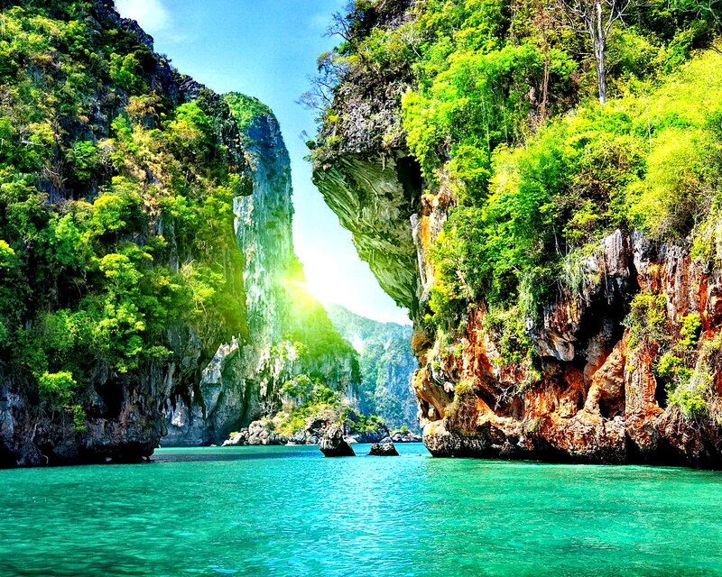 Tropical Bay with Cliffs — Green, Serene