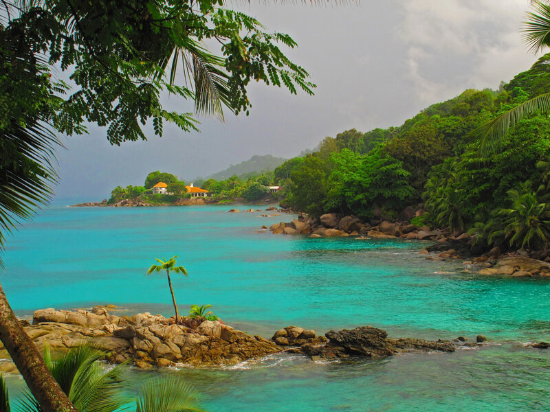 Tropical Bay with Houses — Turquoise