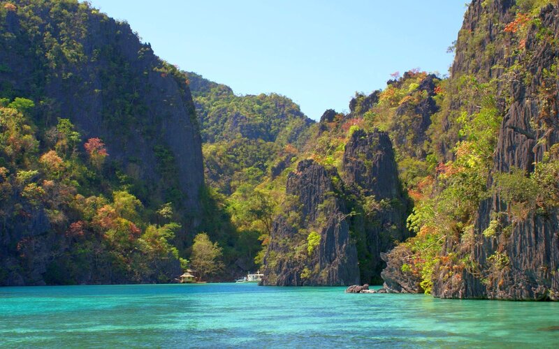 Tropical Bay with Limestone Cliffs — Blue