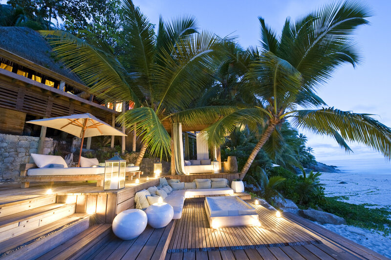 Tropical Beach Lounge — Brown