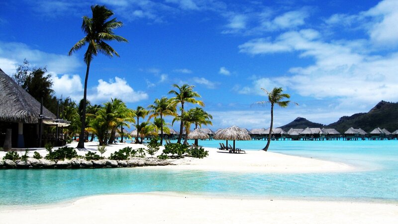 tropical beach resort paradise