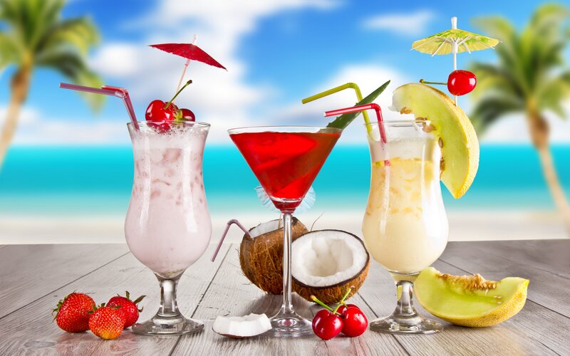 Tropical Cocktails on Beach — Blue
