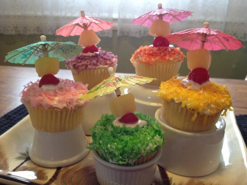 Tropical Cupcakes — Yellow