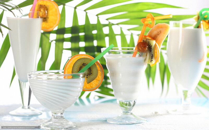 tropical fruit smoothies