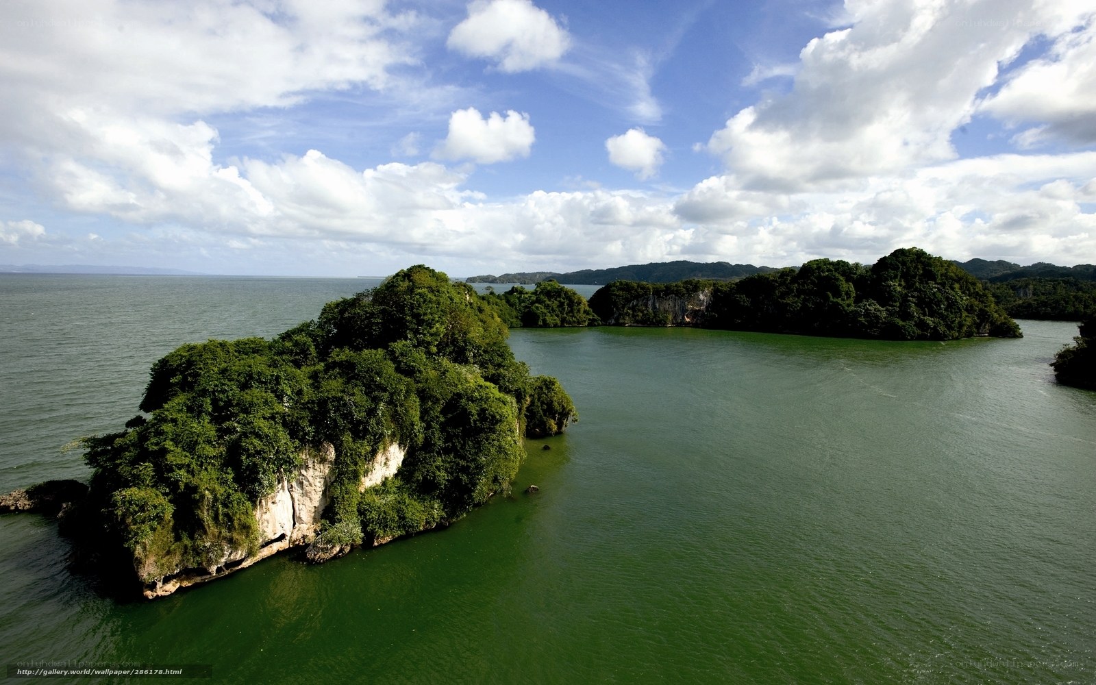 tropical island archipelago