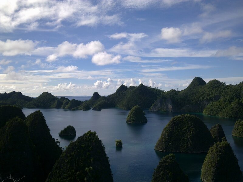Tropical Islands in Bay — Blue