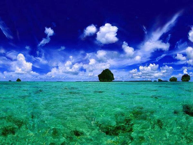 Tropical Ocean with Islands — Blue