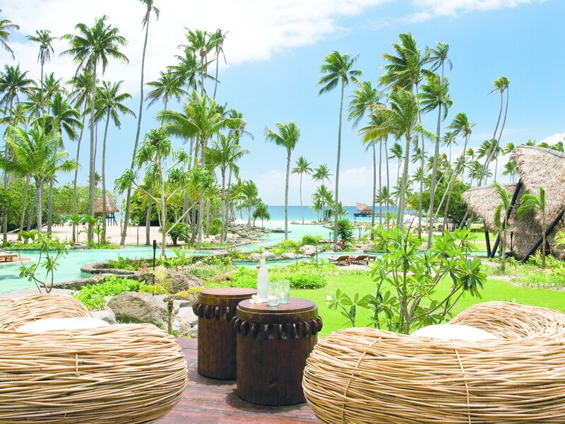 Tropical Resort Lounge