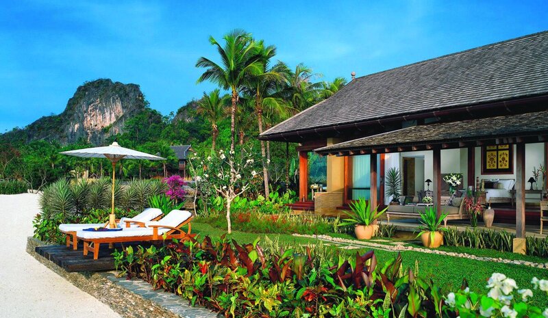 Tropical Resort Villa — Green
