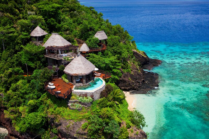 Tropical Resort Villas — Green, Serene