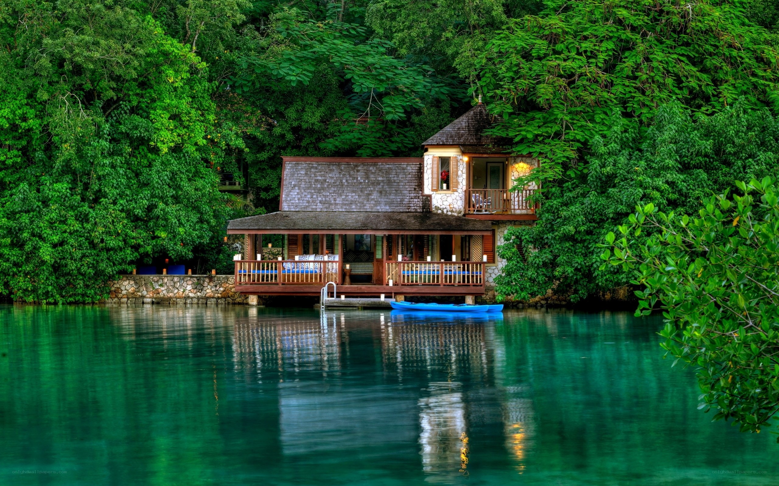 Tropical waterfront cottage