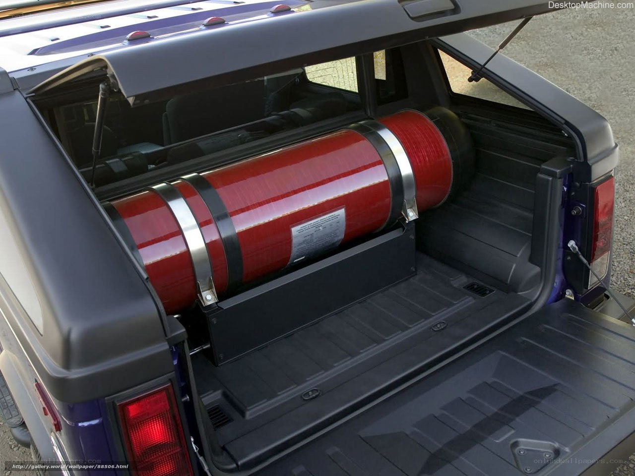 truck with gas tank in cargo area