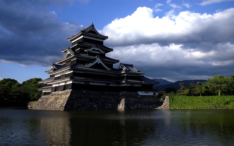 Tsuruga Castle — Blue