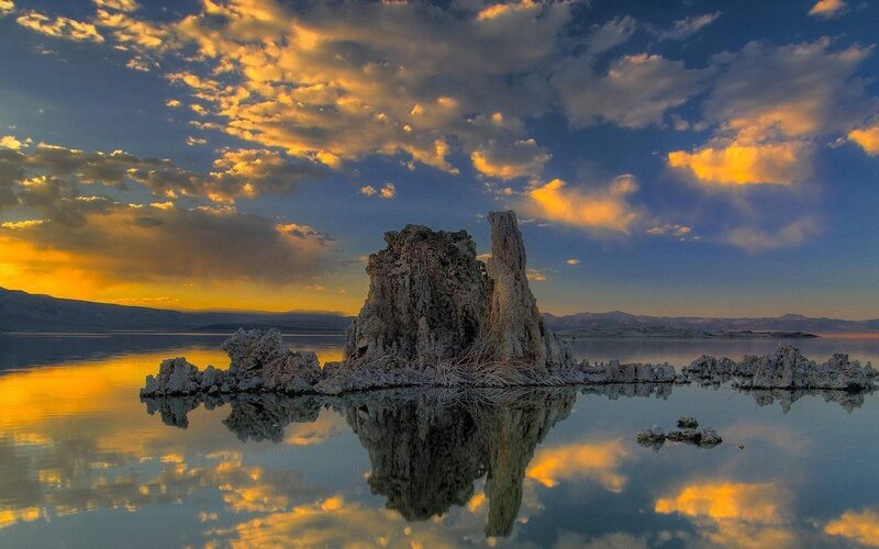 Tufa Formation in Lake — Blue, Dramatic
