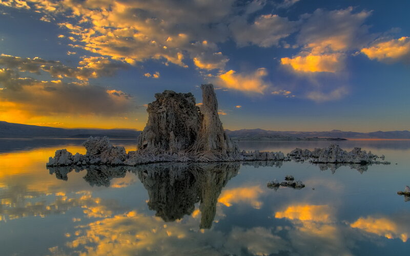 Tufa Formation in Lake