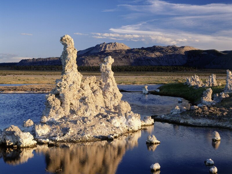 Tufa Formations in Lake — Blue, Serene, Afternoon, Photograph, Mountains, Trees
