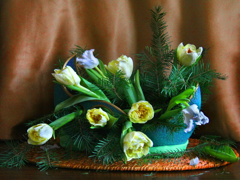 Tulip Bouquet in Basket