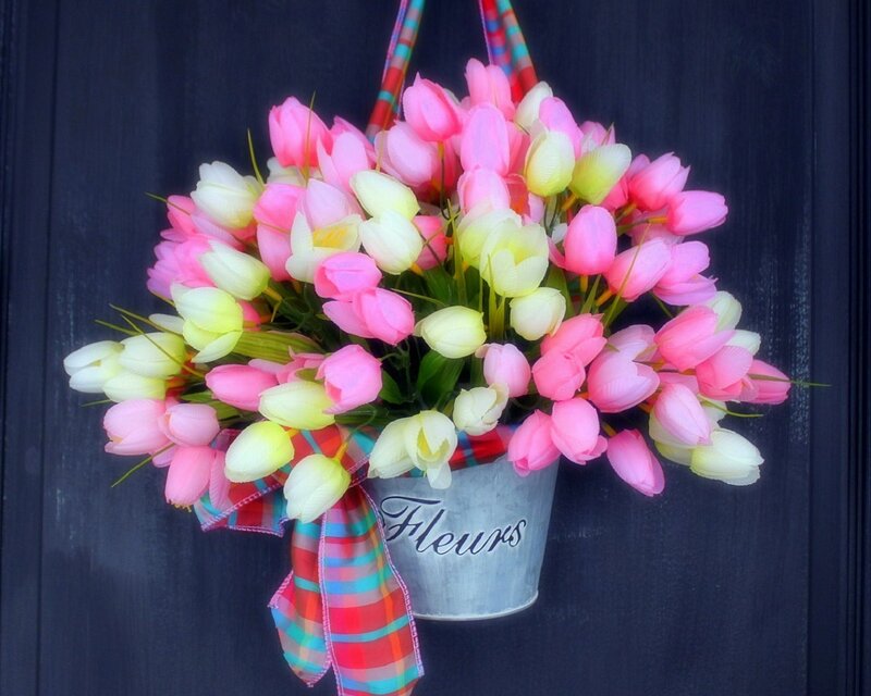 Tulip Bouquet in Bucket — Pink