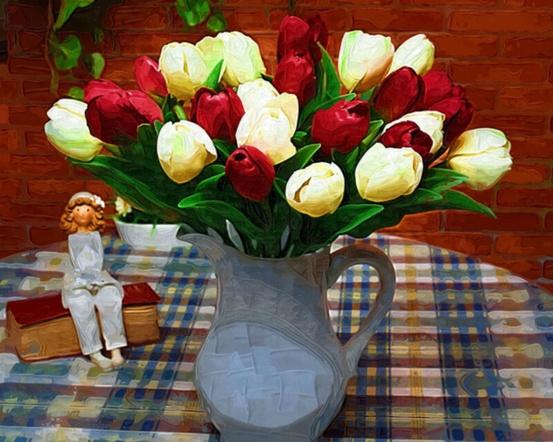 Tulip Bouquet in Pitcher — Red