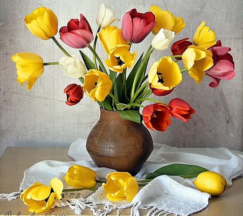Tulip Bouquet in Vase — Yellow, Calm, Spring, Photograph, Lemon
