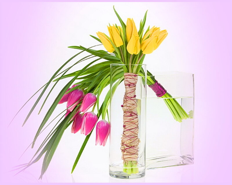 Tulip Bouquet in Vase — Yellow, Calm, Spring