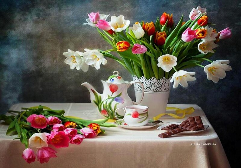 Tulip Bouquet on Table — White