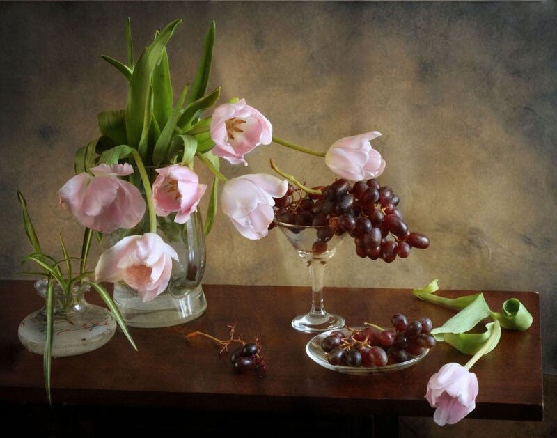 Tulips and Grapes — Pink