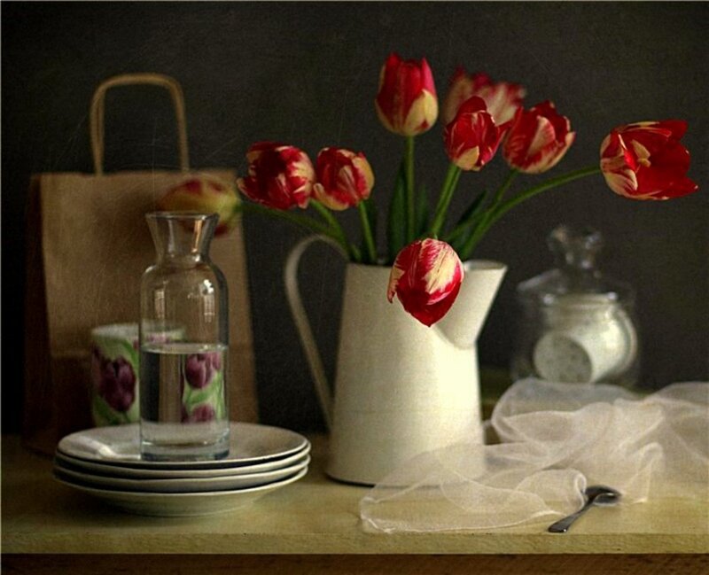 Tulips in a Pitcher — Red, Calm