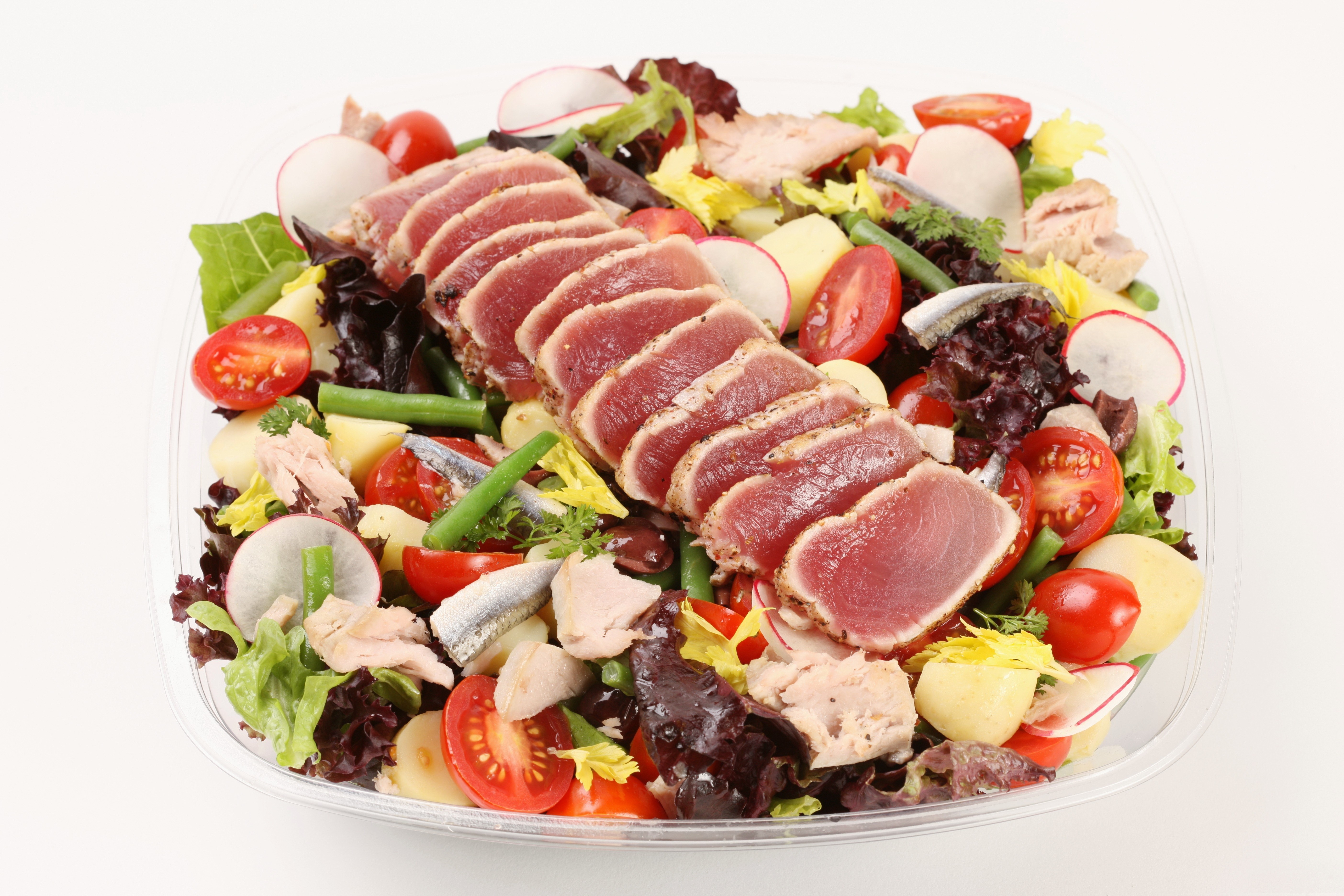 tuna salad with vegetables