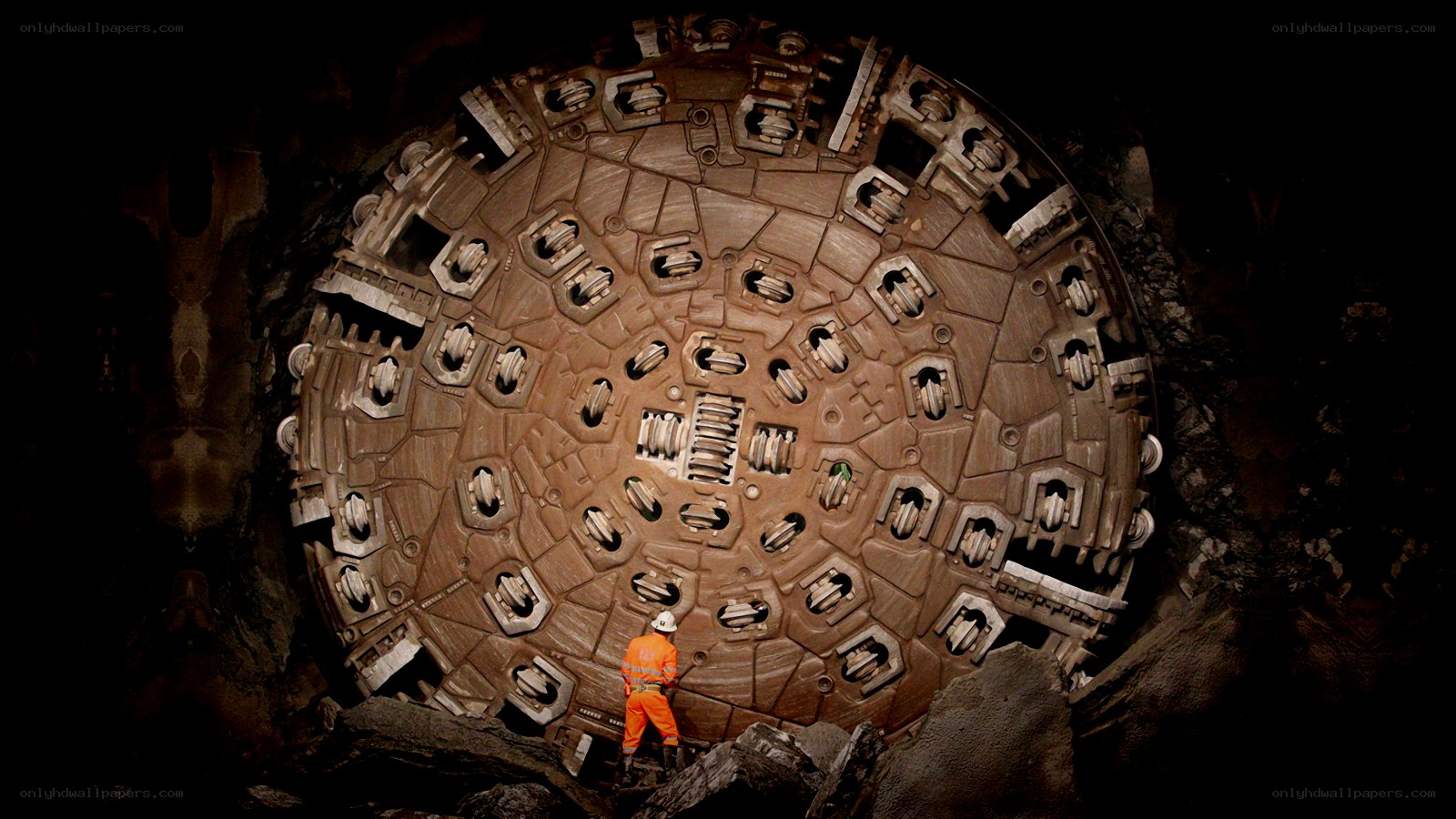 Tunnel boring machine in operation