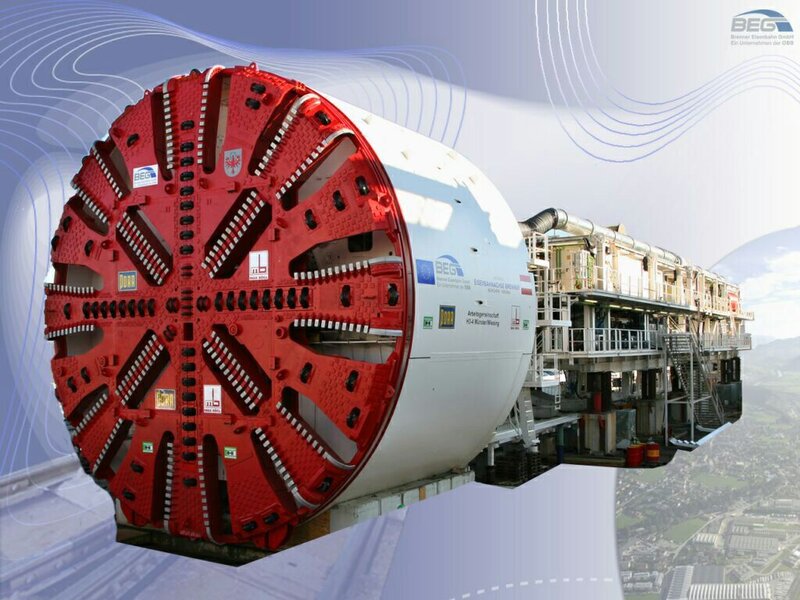 Tunnel boring machine