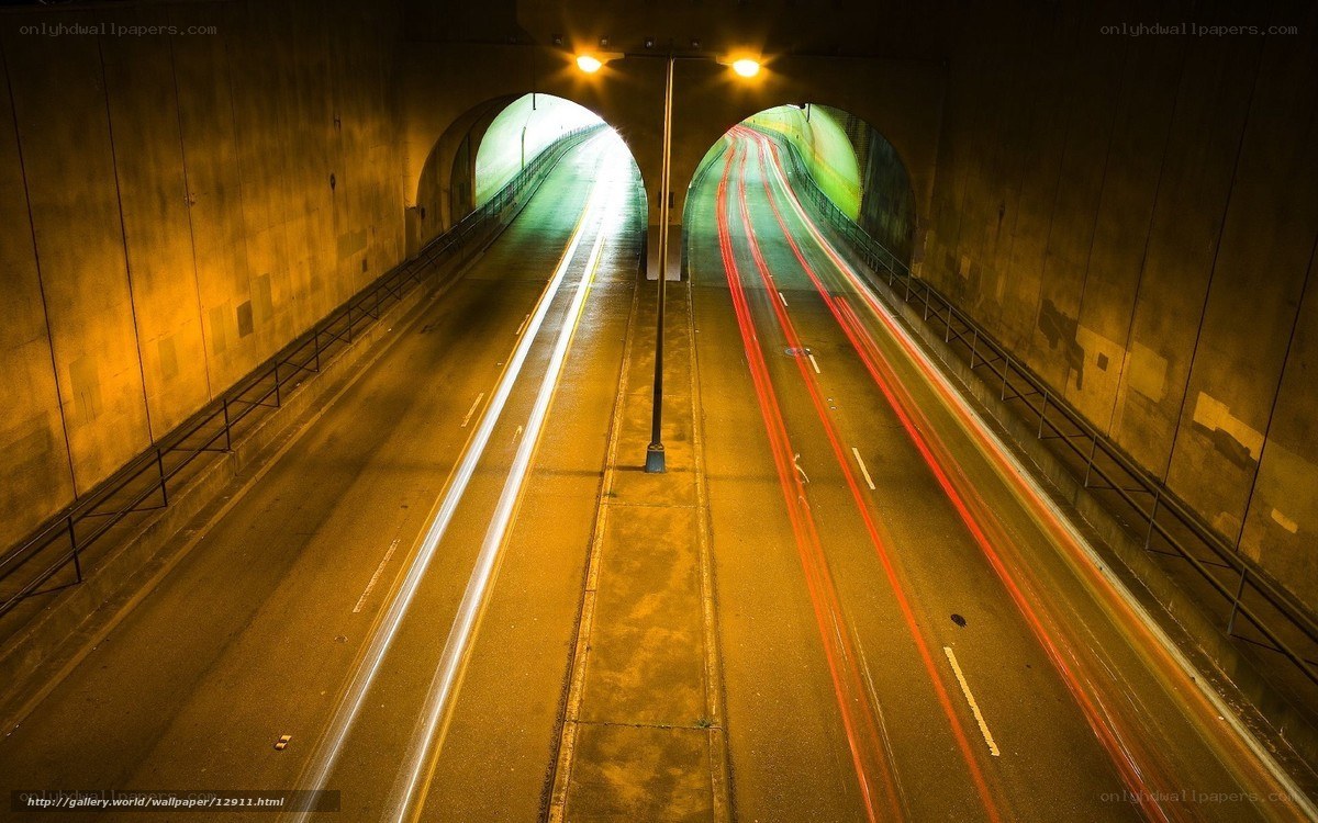 tunnel light trails