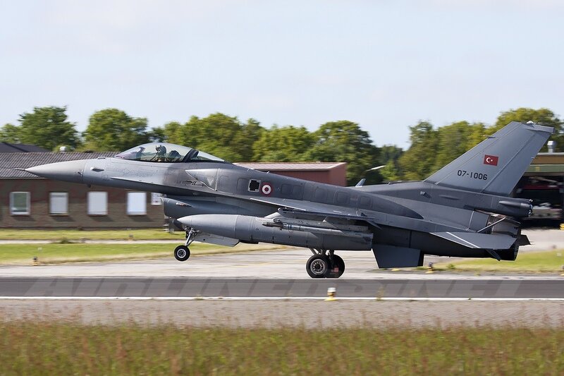 Turkish Air Force Jet — Gray, Neutral