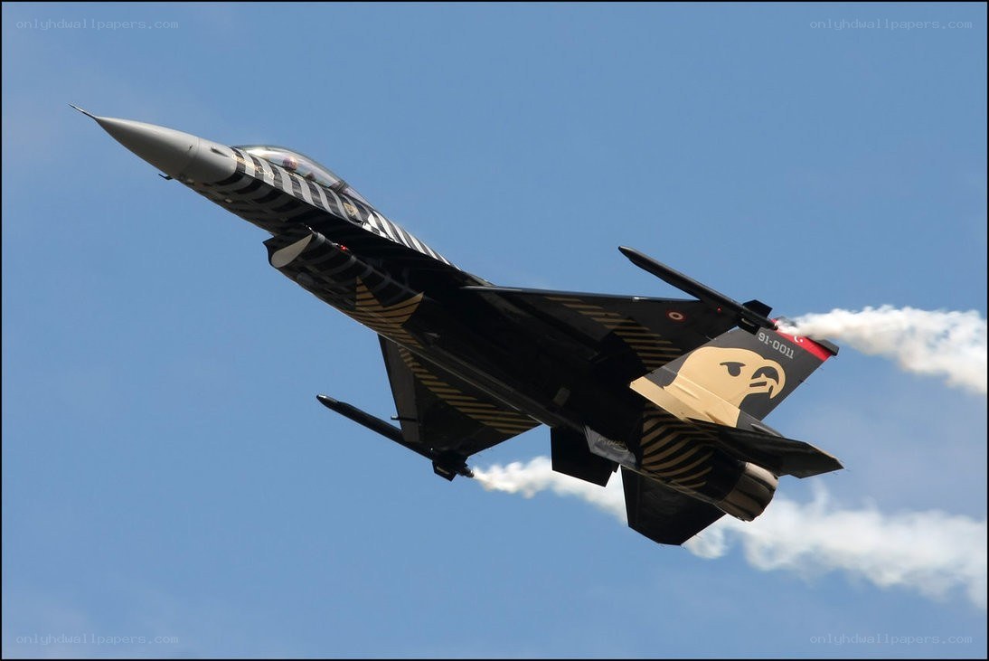 Turkish Air Force jet in flight