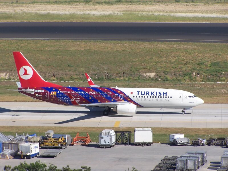 Turkish Airlines FC Barcelona plane