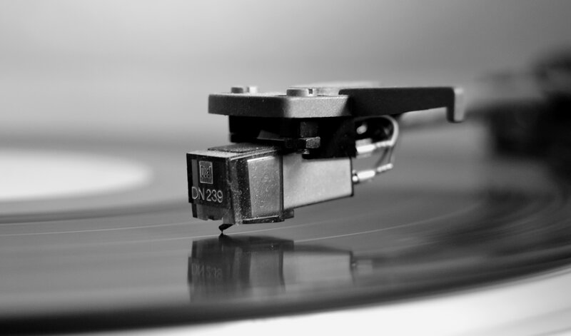 Turntable Cartridge on Vinyl