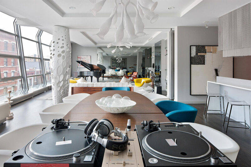 Turntable Setup in Living Room