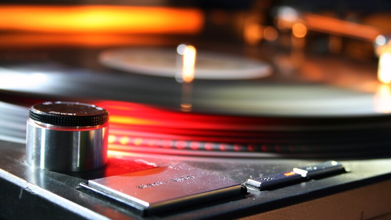 Turntable with Spinning Record