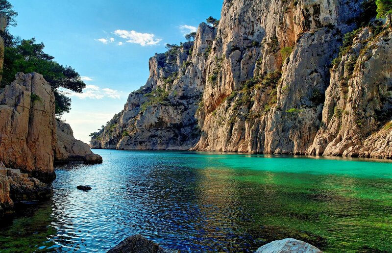 Turquoise Cove with Cliffs — Blue