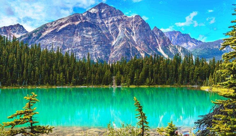Turquoise Lake and Mountain — Blue