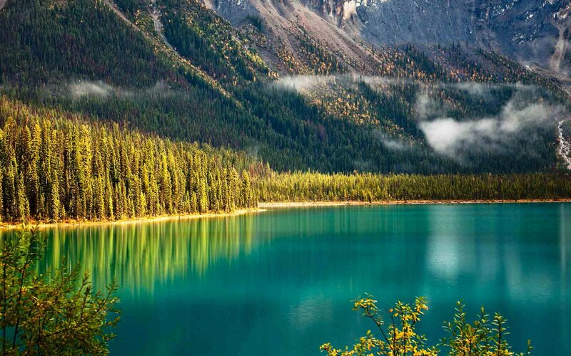 Turquoise Lake in Mountains — Blue, Serene, Autumn