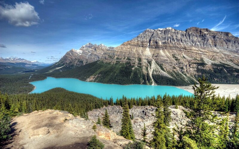 Turquoise Lake in Mountains — Blue, Sky