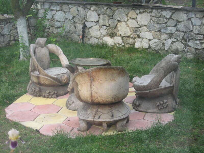 Turtle-shaped Garden Furniture