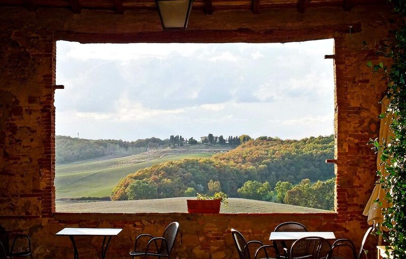 Tuscan Landscape View — Green